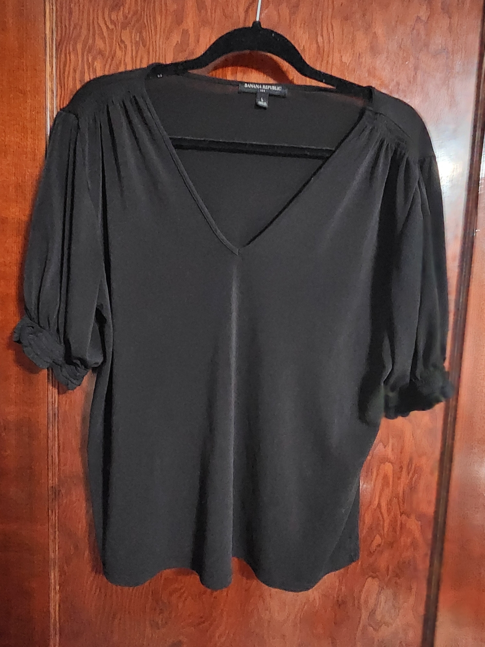 Banana Republic Black V-Neck Puff Sleeve Top